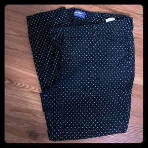 Old Navy Pixie Ankle Pants - Size 16
